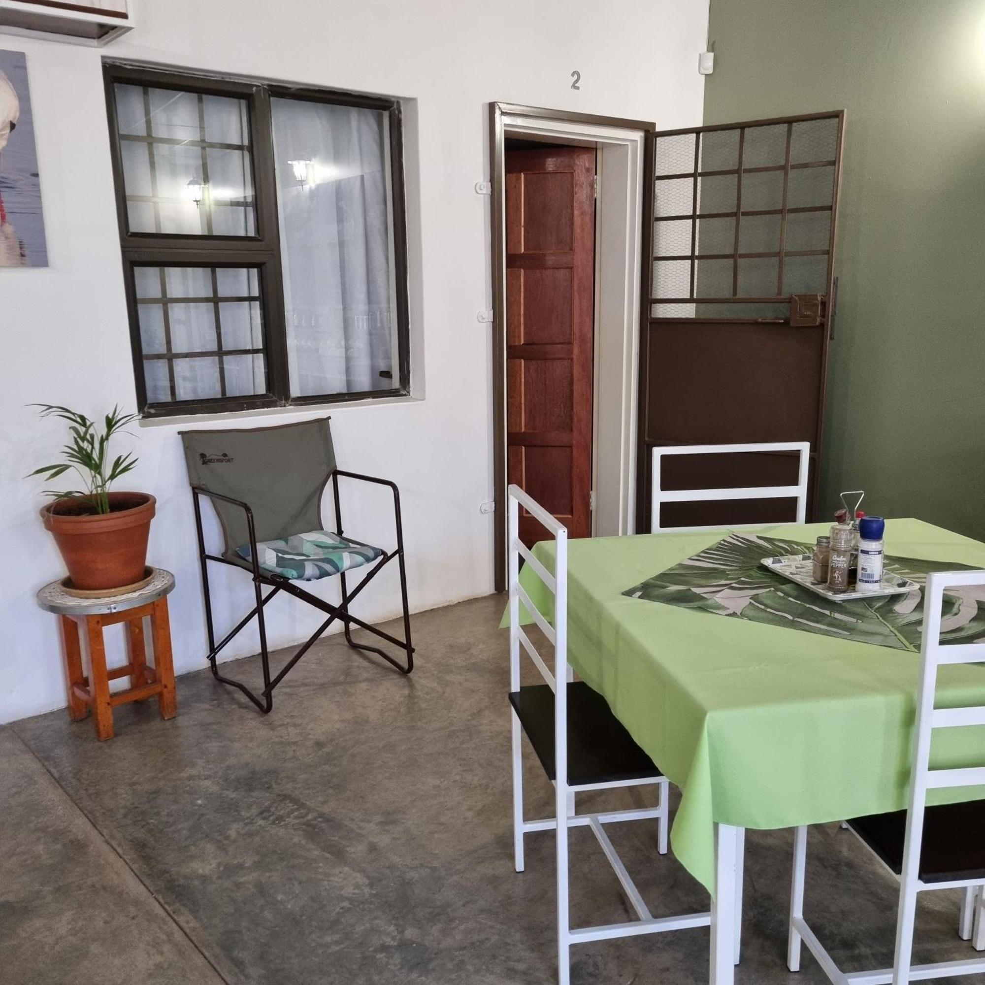 Olienhoff Guesthouse And Rest Camp Otavi Extérieur photo
