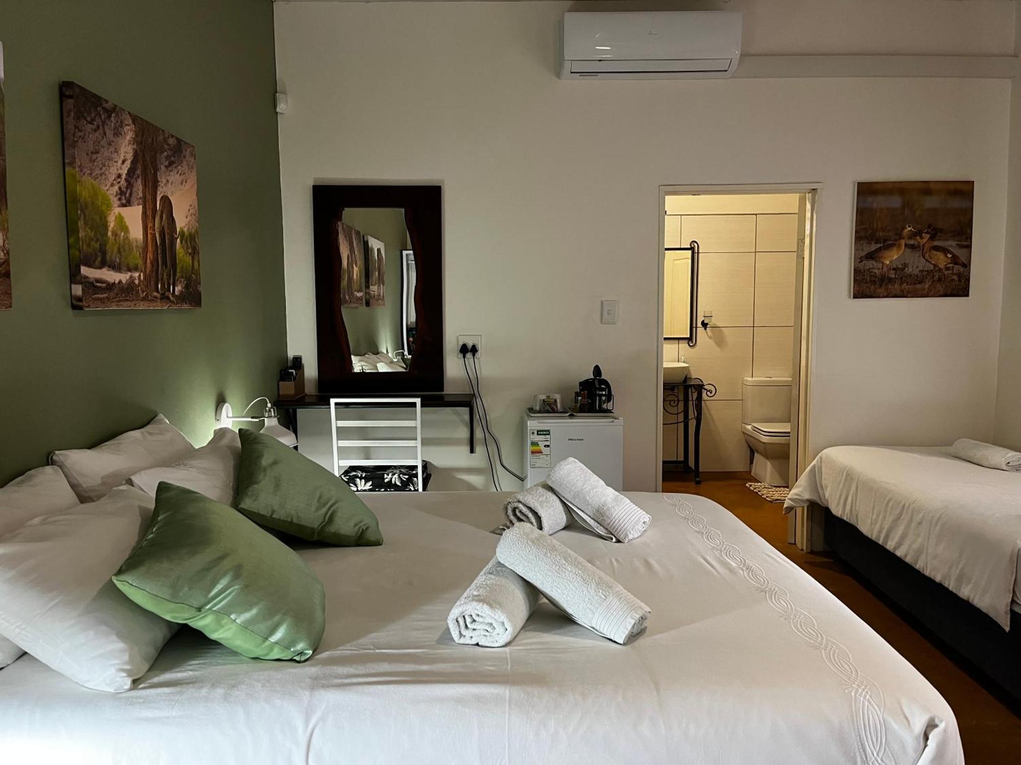 Olienhoff Guesthouse And Rest Camp Otavi Extérieur photo
